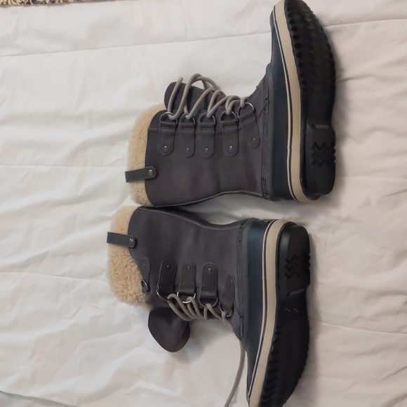 Sorel Joan of Arctic Boots - Picture 2 of 5